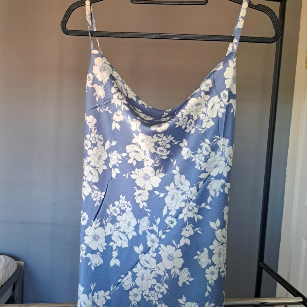 Scoopneck Slip Midi Dress